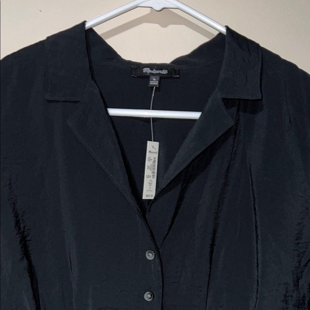 Madewell Drapey Banded-Bottom Button-Down Top - Picture 3 of 9
